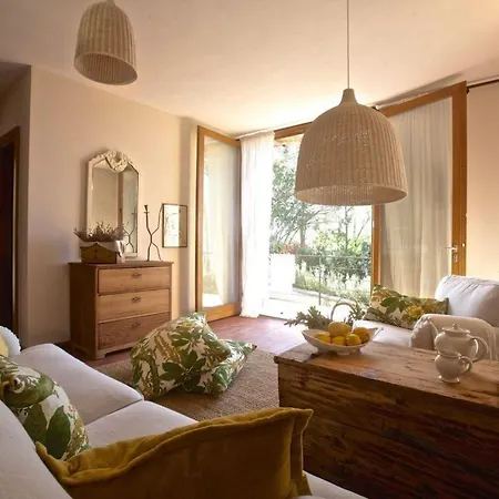 Aria Mit Gemeinschaftspool By Interhome Daire *