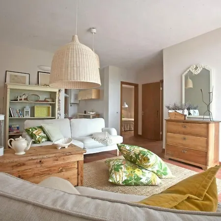 Aria Mit Gemeinschaftspool By Interhome Daire *